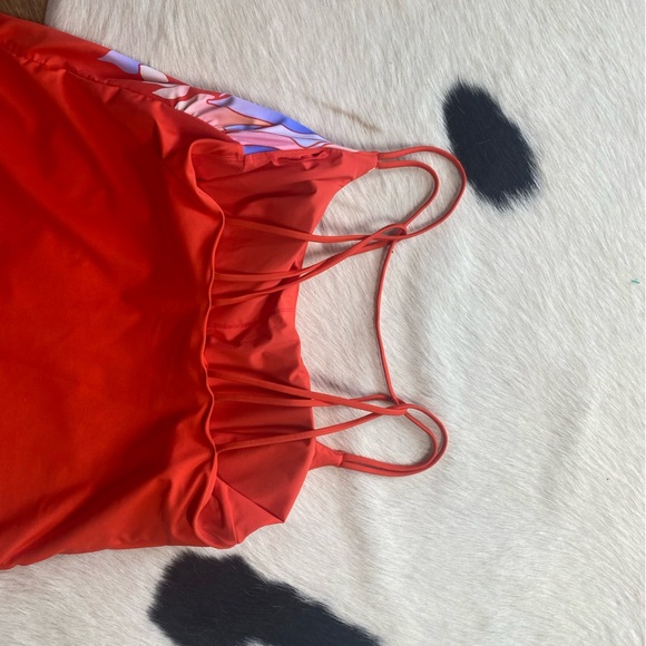 Athleta tankini top High Neck Maldives Swimsuit Top in Vermillion - Picture 7 of 9